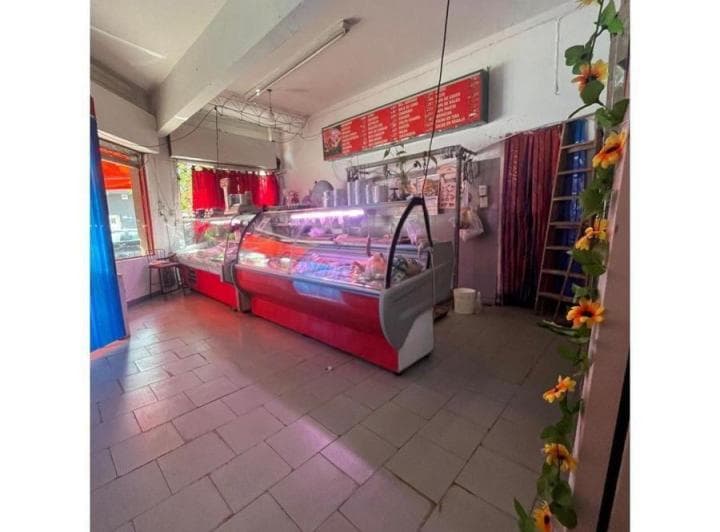 Venta Local Comercial en Haedo Norte - 3