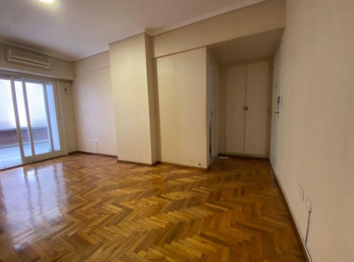 Oficina - Consultorio 2 Amb. con Patio - Apto Profesional - 2
