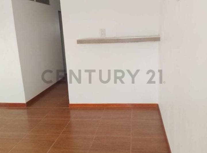 PH en Los Hornos – 2 Dorm., Parrilla y Buena Distribución – 57 y 150 - 5