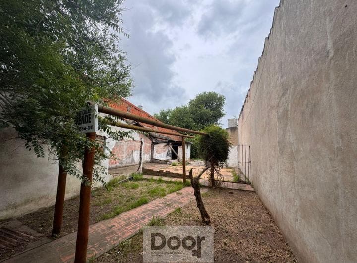 Terreno en Venta en Calle 473 Bis Entre Camino Gral. Belgrano y 23, de 10 X 33. - 2