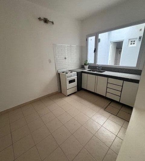 Departamento 3 Ambientes. | Cervantes 97 - 5