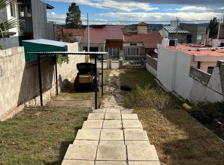 Casa en La Falda - Alquiler a 4 Cuadras de La Av Eden - 2 Hab. - 5