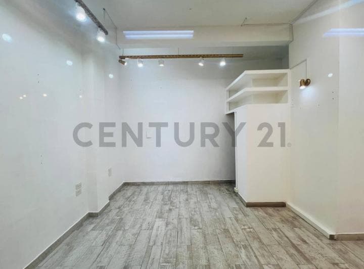 Local en Venta - Villa Devoto - 2