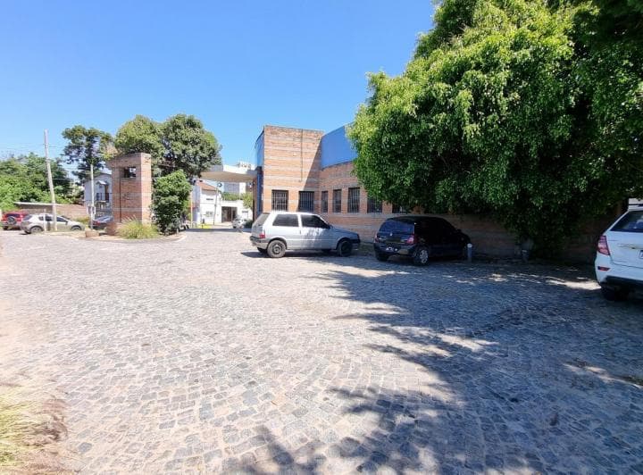Amplio Local /edificio en Venta Escobar - 5