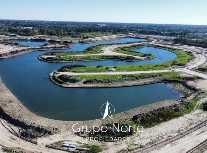 Terreno en Venta Al Lago en Nordelta, Casuarinas. Financiado. - 3