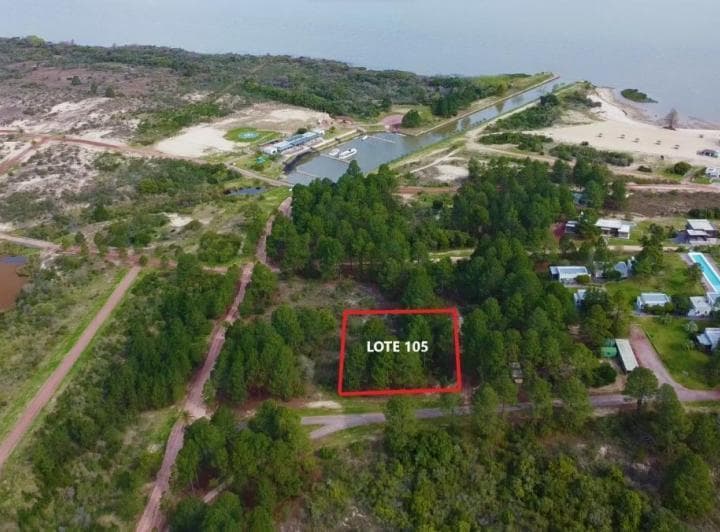 Venta - Terreno - Carmelo - Casa Chic - Barrio Medanos de Punta Gorda - 2