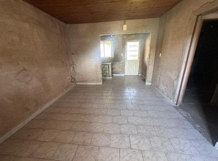 Casa de 75 m². Calle Güemes. General Belgrano. - 2
