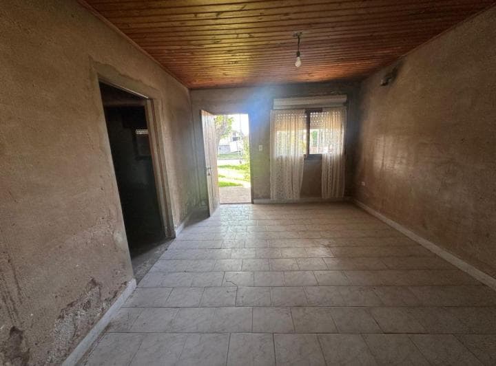 Casa de 75 m². Calle Güemes. General Belgrano. - 4