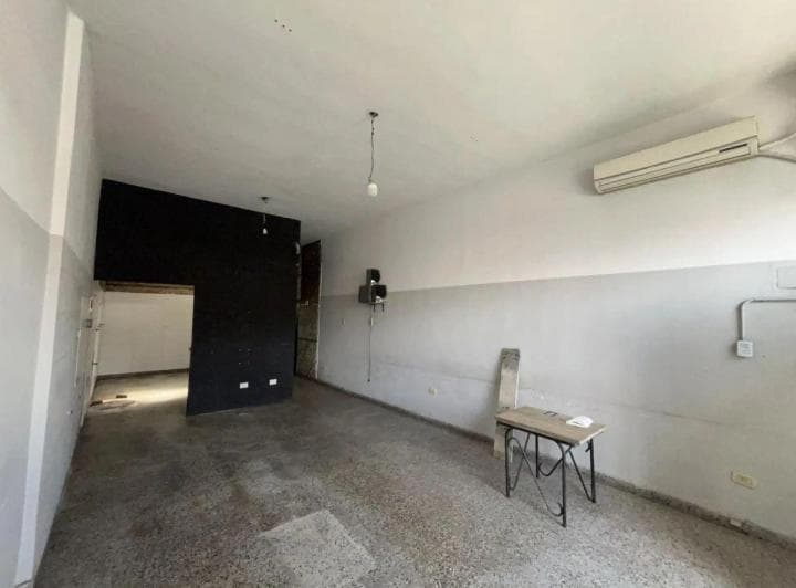 2 Locales - Venta en Block - 117 m - Excelente Ubicación - 5