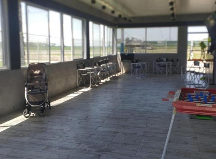Complejo Deportivo en Ruta 2 - 3
