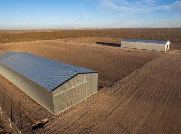 Alquilo Galpon 750 m² - Predio 20000 m² en Ruta del Petroleo - 5