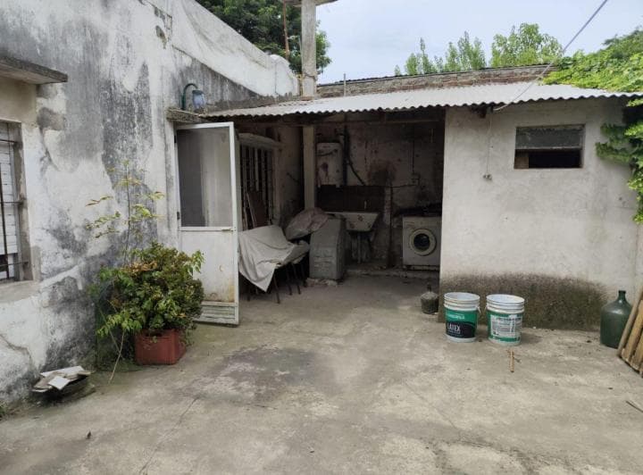 Venta de Casa 200 m² con Locales Comerciales - Villa del Plata - 2