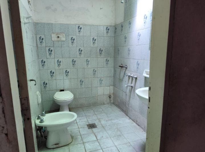 Venta de Casa 200 m² con Locales Comerciales - Villa del Plata - 4