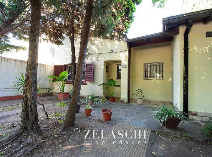 Venta: Casa Sobre Pluschow, Ciudad Jardín - 4