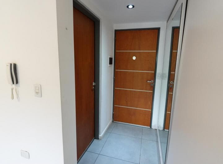 Venta Departamento Monoambiente en Barrio Refinerias - 2