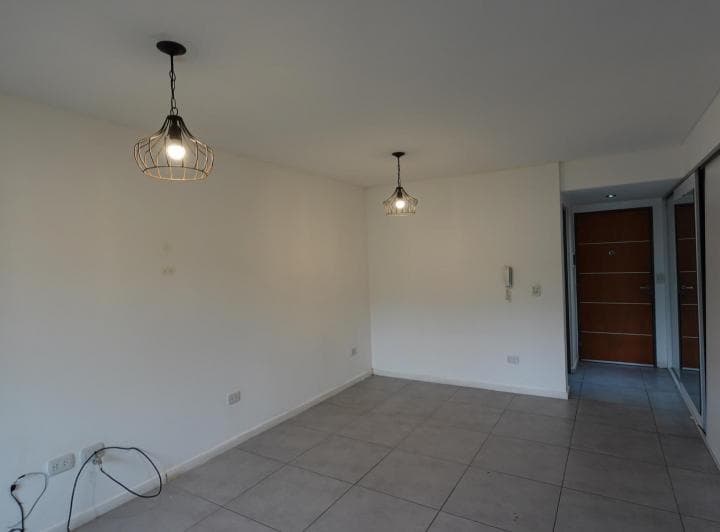 Venta Departamento Monoambiente en Barrio Refinerias - 4