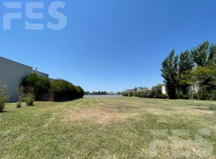 Venta Lote a La Laguna en Horizontes Al Sur - 4