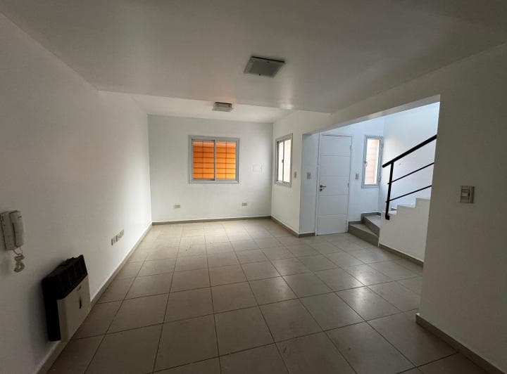 Duplex en Venta - Necochea 1744 - 2