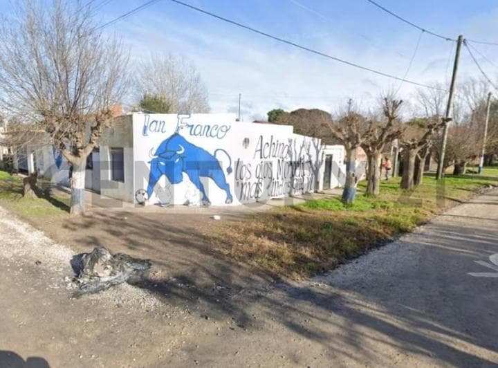 Venta Casa 3 Ambientes a Refaccionar - 3