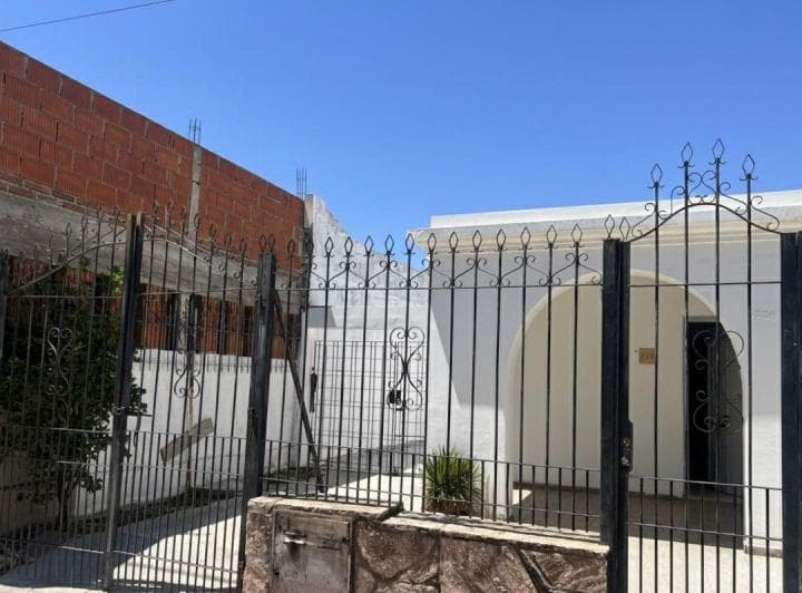 Casa en Venta con 3 Dorm. en Yapeyú - 2