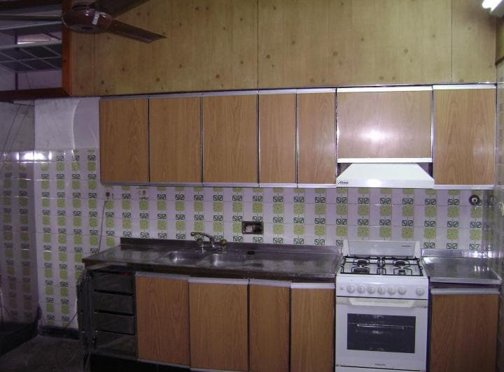 Velez Sarfield 1100, Casa 3 Dorm., Cochera, Jardín con Pileta. - 5