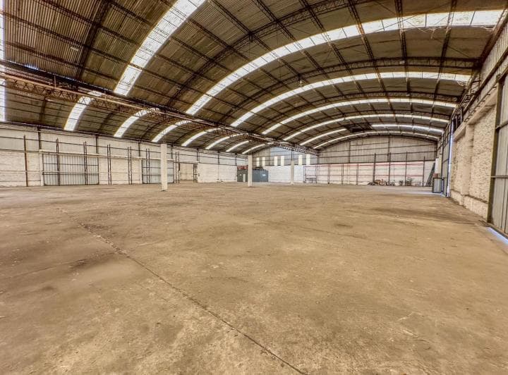 Alquiler - Galpon - Deposito - Nave Industrial - 4334 m² - Quilmes - Autopista Buenos Aires La Plata - 5