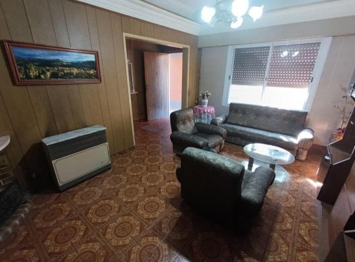 Casa de 3 Ambientes en La Tablada - 2