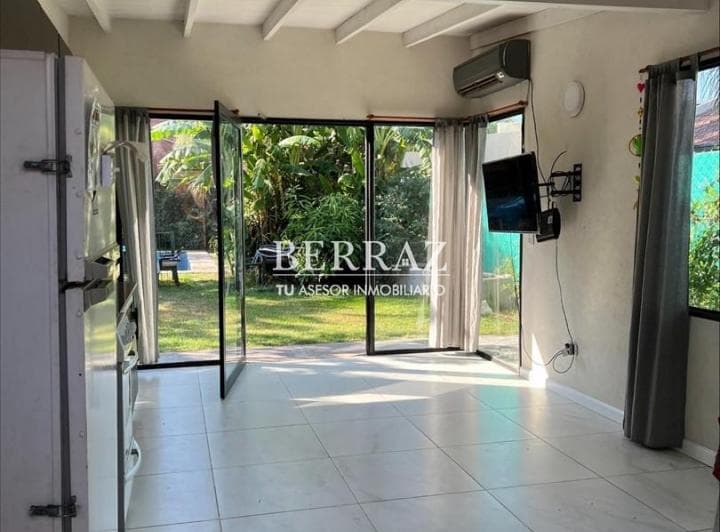 Casa Venta 3 Ambientes en de Vicenzo Grande Pilar Lote de 50 m² Interno - 2