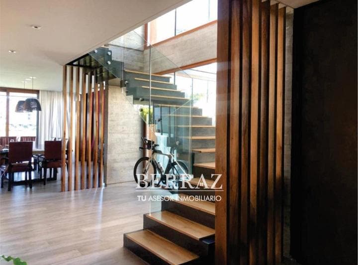 Casa en Venta en Barrio Lagos del Golf Nordelta Tigre Lote de 998 m² - 4