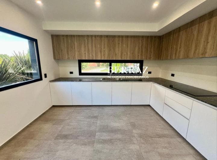 Casa Venta 4 Dorm. Barrio Molino Sur Lote de 820 m² Haras de Escobar - 5