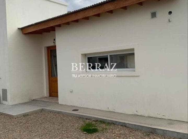 Casas Venta 3 Ambientes en El Aljibe Manzanares Pilar Lote de 475 m² - 2