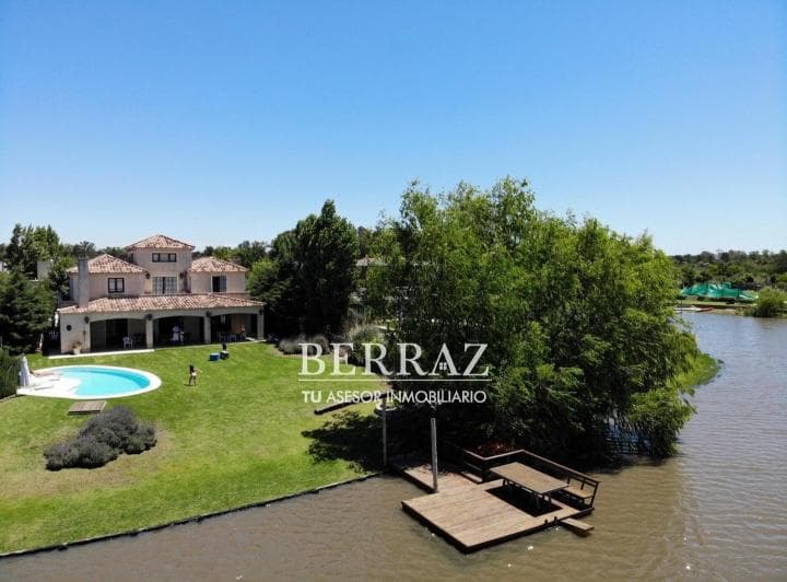 Casa Venta 6 Ambientes a La Laguna en San Marco Villanueva Lote de 1065 m² - 2