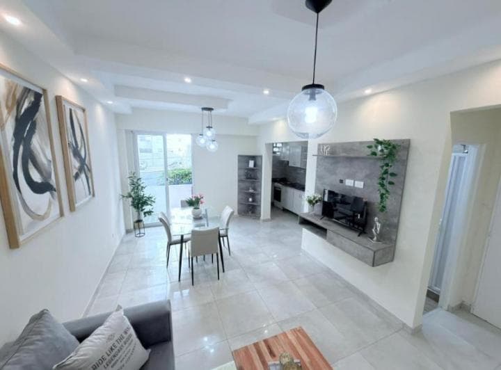 Venta Departamento 2 Amb con Balcón Zona Aldrey - 3