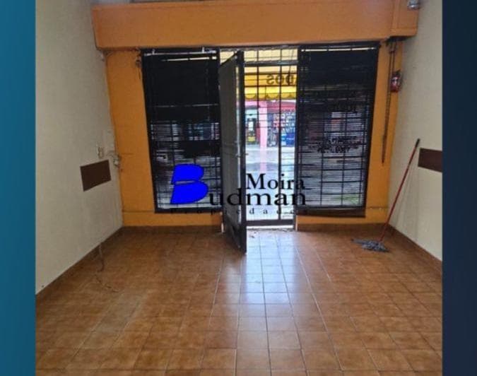 Local Para Uso Profesional Unicamente Y/ó Deposito S/h. Yrigoyen Al 2900 - 2