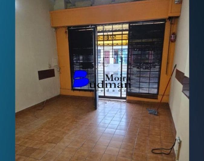 Local Para Uso Profesional Unicamente Y/ó Deposito S/h. Yrigoyen Al 2900 - 4