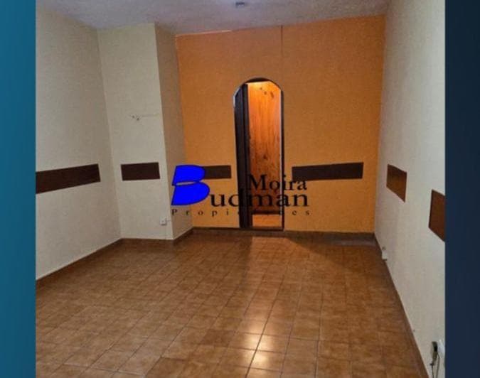 Local Para Uso Profesional Unicamente Y/ó Deposito S/h. Yrigoyen Al 2900 - 5