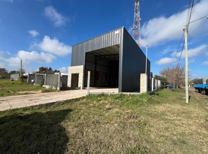 Galpón/bodega en Venta - Marcos Ateca Esq. Los Aromos, Roldán - Lote 205 m², Galpón 125 m². - 2