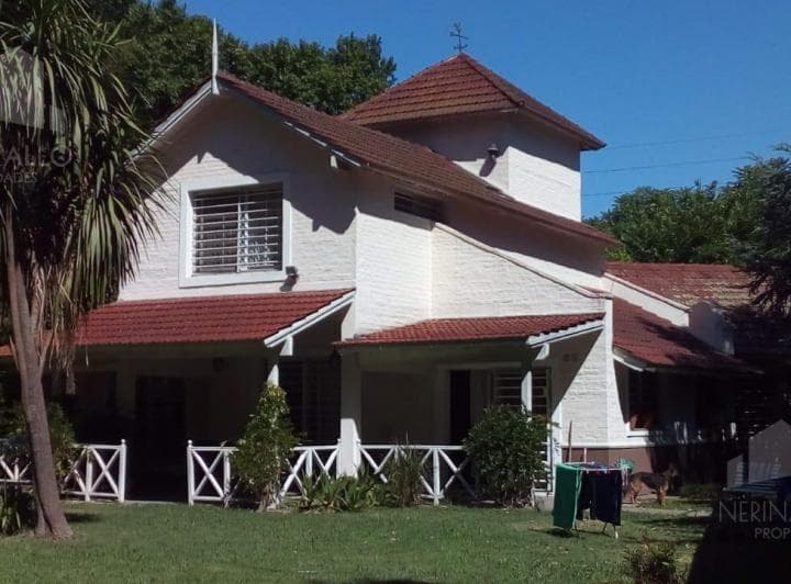 Venta Casa Quinta en Villa Udaondo - 2
