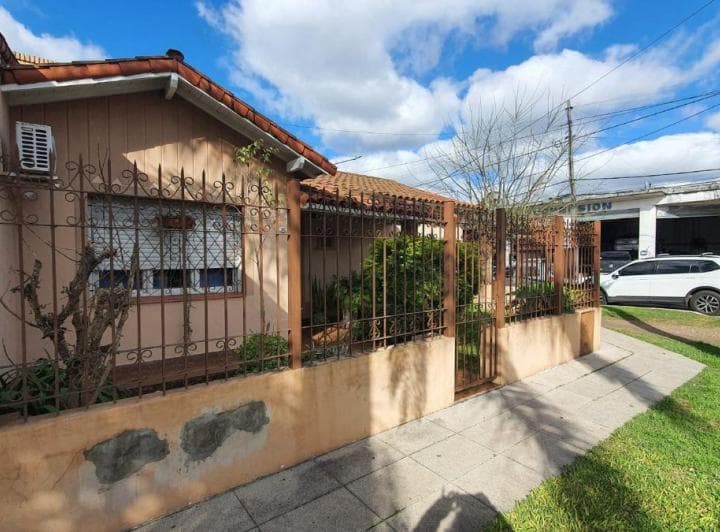 Chalet + 2 Locales Proximo a Av Mitre - Cod V860 - 3