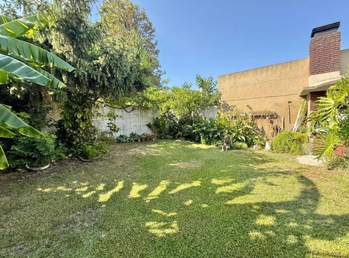 Casa Americana 3 Ambientes, Lote 10 X 33. en Venta, Moron. - 4