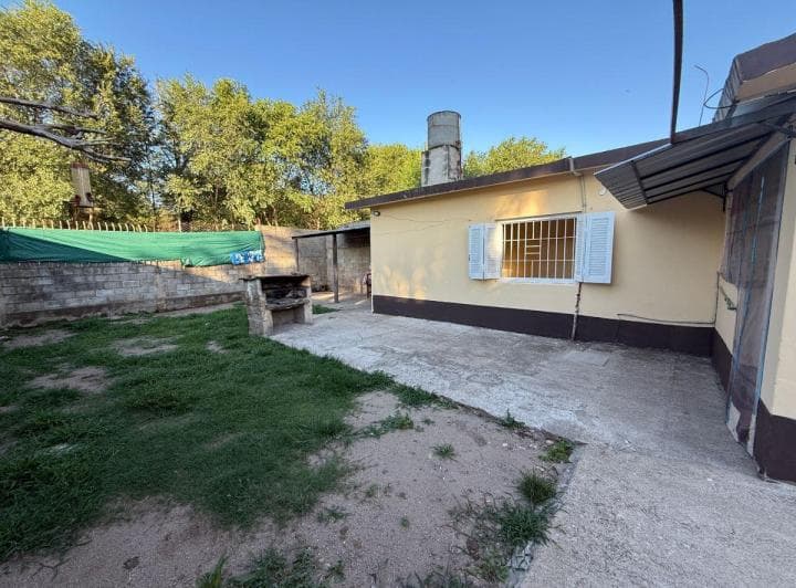 Casa en Venta en Barrio Playas de Oro de 3 Dorm. - 2