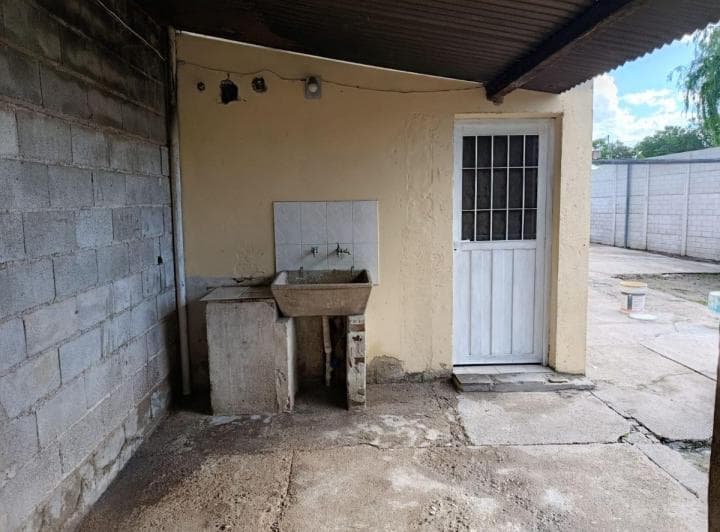 Casa en Venta en Barrio Playas de Oro de 3 Dorm. - 3