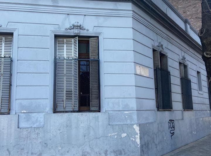 Casa en Esquina, 5 Amb Cochera Terraza - 260 m² - V del Parque - Se Acepta Depto en Parte de Pago - 3