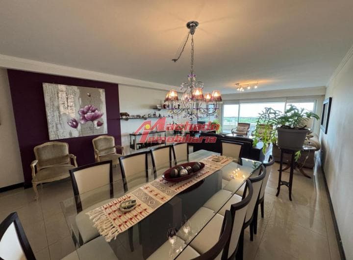Apartamento en Alquiler Temporal de 4 Dorm. en Torre Lobos, Punta del Este - 5