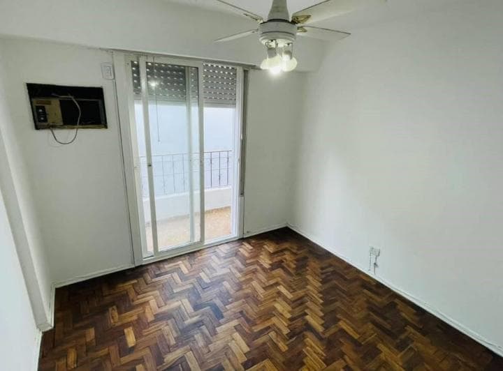 Casa Dúplex en Venta en Castelar, Morón, G. B. a. Zona Oeste - 2