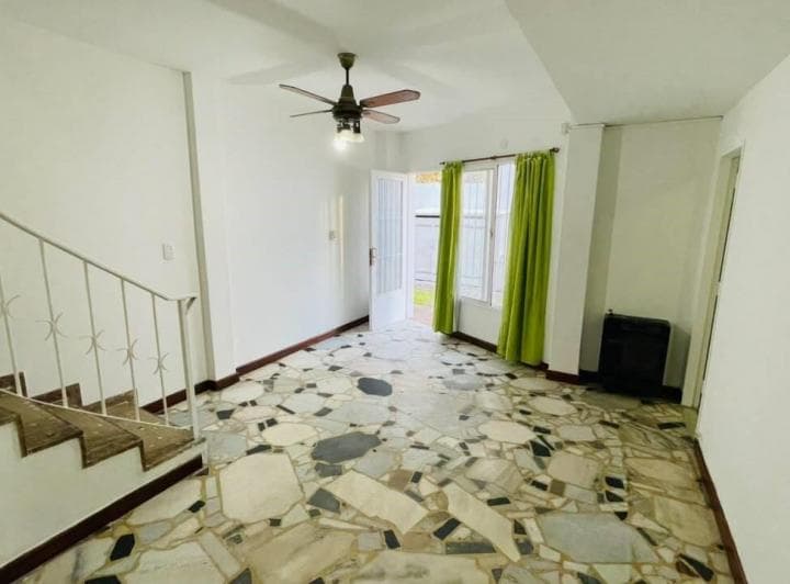 Casa Dúplex en Venta en Castelar, Morón, G. B. a. Zona Oeste - 3