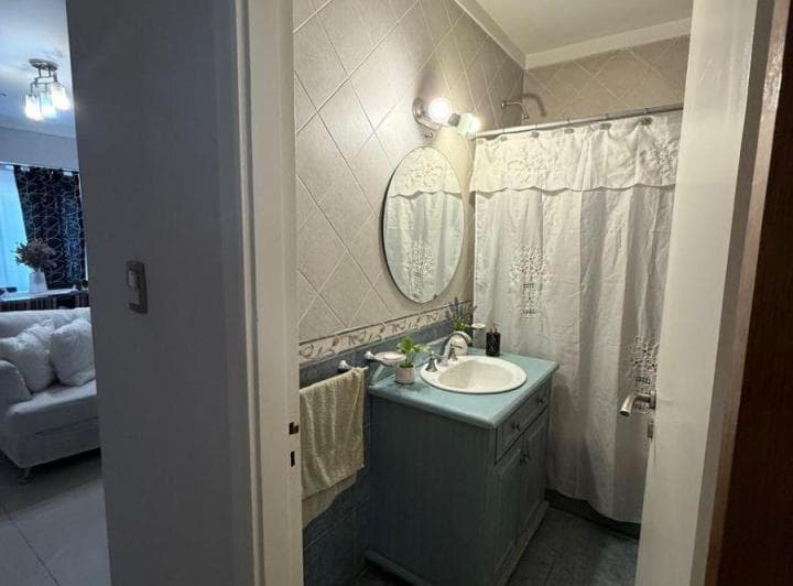 Casa con 3 Dorm. y 180 m² en Venta en Lanús Este. Detalles de Categoría. - 4