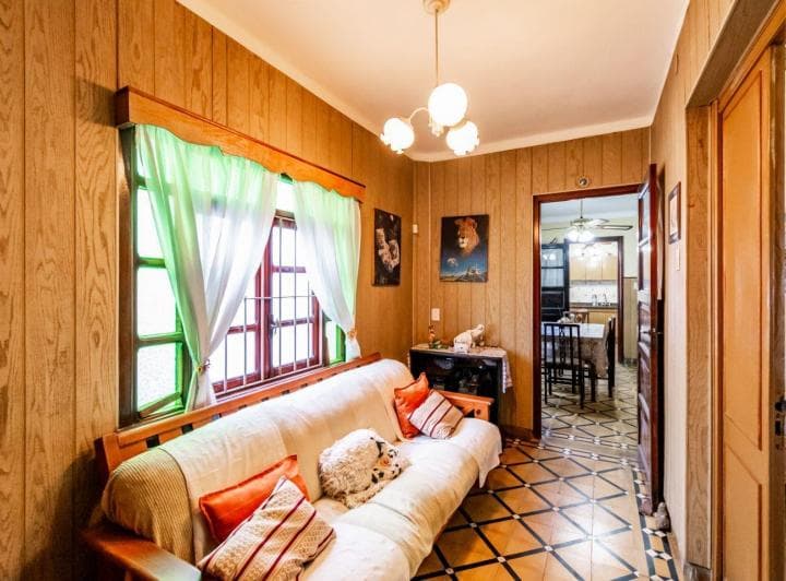 Venta Casa 4 Ambientes con Patio y Jardin - 3