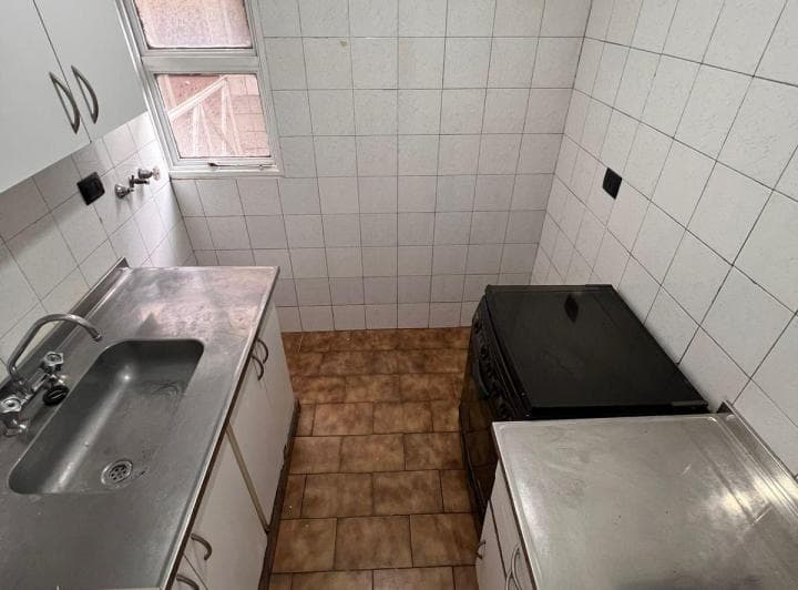 Alberdi Inmobiliaria Vende Dúplex en Calle Bolivar 429 B Guemes. - 2