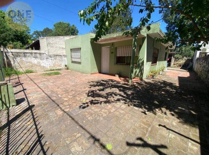 Casa 2 Dorm. en Venta - Calle 469 Entre 10 y 11 Barrio Hipico - 3